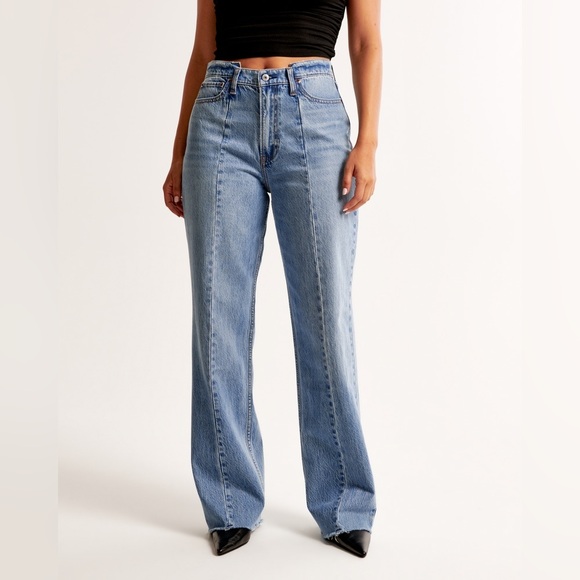 Abercrombie & Fitch Denim - Abercrombie Curve Love 26|2s - 90s Straight Ultra High Rise Jean Vertical Splice